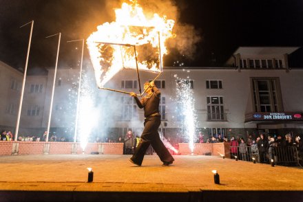 Światełko do nieba - fire show